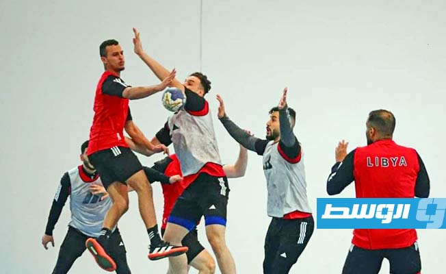المنتخب الوطني لكرة اليد يستعد للمشاركة في البطولة الأفريقية بمصر