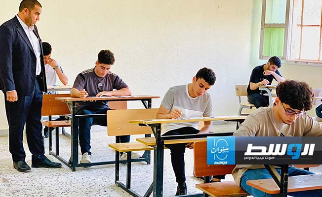 إلغاء امتحانات 29 طالبًا وإعفاء 15 مشرفًا في اليوم الثاني للشهادة الثانوية