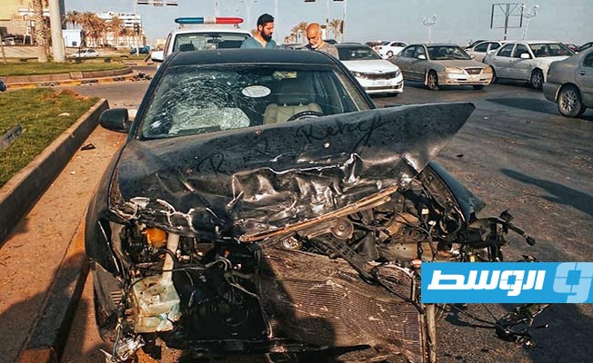 سيارة محطمة في حادث مروع بسوق الجمعة، 20 يونيو 2023، (أمن طرابلس)