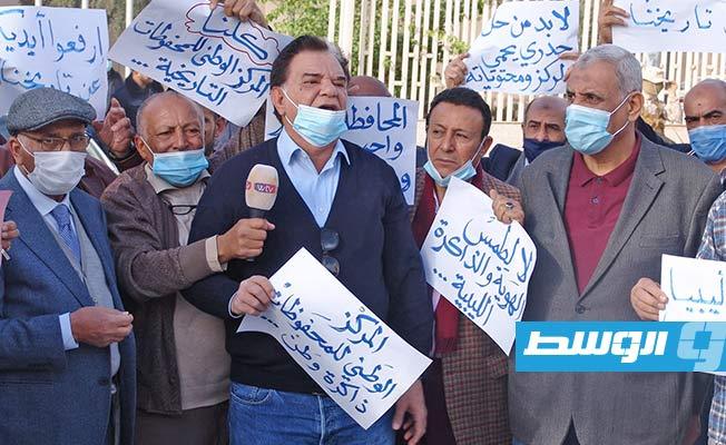 مثقفون وإعلاميون وفنانون يطالبون بإجراء عاجل لحماية المركز الليبي للمحفوظات