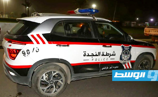 سقوط عمود إنارة على سيارة في طرابلس، 6 يناير 2024. (مديرية أمن طرابلس)