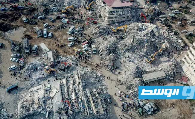 توقيف 12 مقاولا في تركيا جراء انهيار مبان بسبب الزلزال