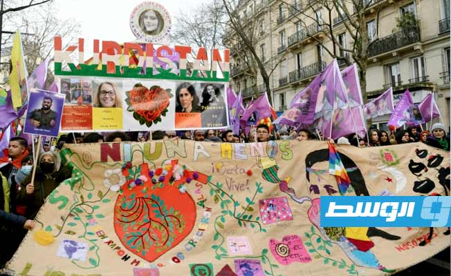 مسيرة في باريس تكريما لكرديات قتلن في 2013 بإطلاق نار