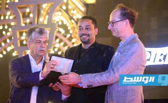 «الجونة» يمنح جائزة «فارايتي» للمخرج السوداني صهيب قسم الباري