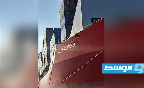 ميناء بنغازي يستقبل 489 حاوية بضائع وسلعا متنوعة