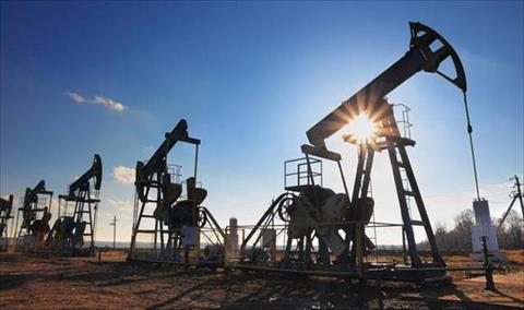 العراق يقترح على شركات النفط الأجنبية خفض ميزانيات تطوير الحقول بعد انهيار الأسعار