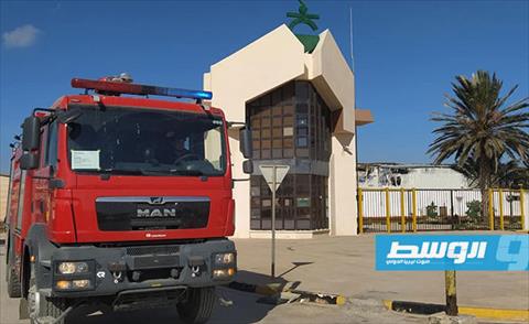 «الخليج العربي للنفط» تزود بلدية بنغازي بخمس سيارات إطفاء