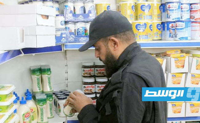 ضبط مواد غذائية منتهية الصلاحية في بن جواد