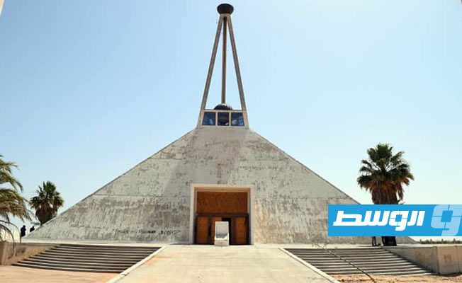 سرقة سياج النصب التذكاري لمعركة القرضابية بمنطقة أبوهادي جنوب سرت