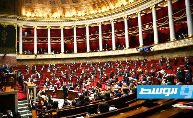 «الشيوخ الفرنسي» يصادق على قانون «اعتذار» من الحركيين الجزائريين
