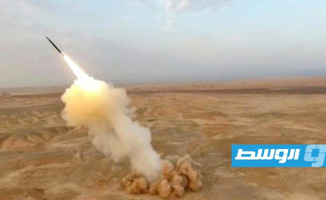 إيران تطلق صواريخ باليستية «من باطن الأرض» في مناورات عسكرية
