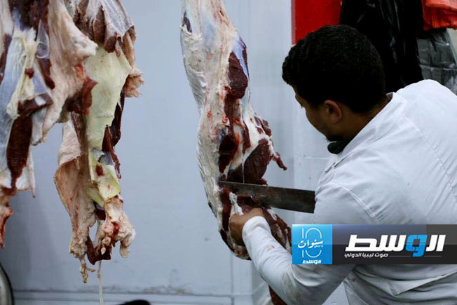 بالصور: توزيع اللحوم المدعومة في البيضاء ومدن الجبل الأخضر