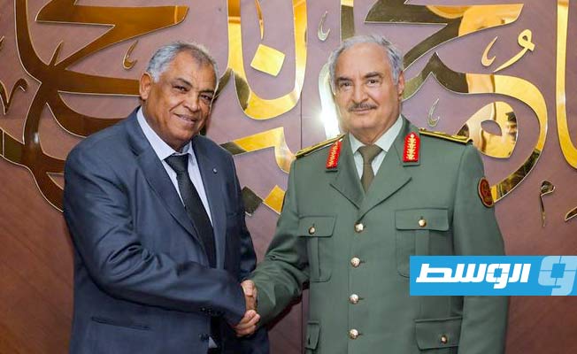 المشير حفتر يلتقي نائب رئيس حكومة الوحدة الوطنية حسين القطراني