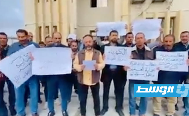 موظفو «الكهرباء» في مصراتة يغلقون مقرات الشركة بالمدينة بعد احتجاز زميلهم