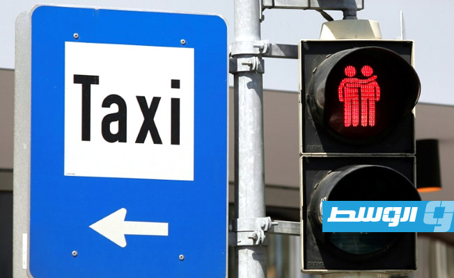محاكمة سائقي تاكسي بتهمة سرقة ساعات ركّاب مخمورين في فيينا