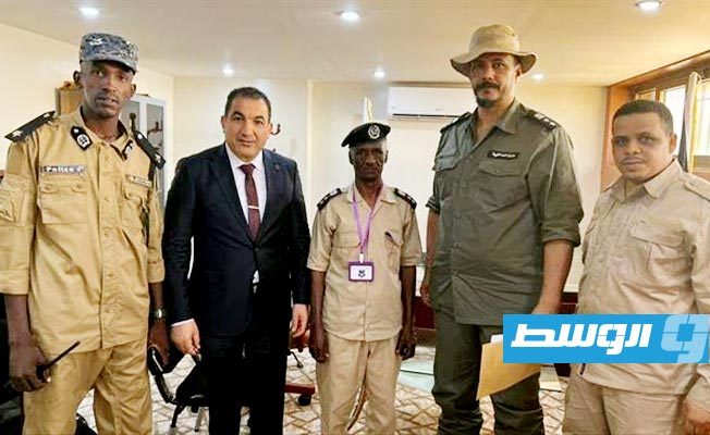أبوزريبة يناقش تأمين الحدود مع النيجر ومكافحة الهجرة