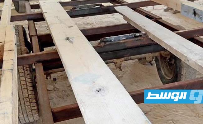 Migrant boat factory raided east of Derna