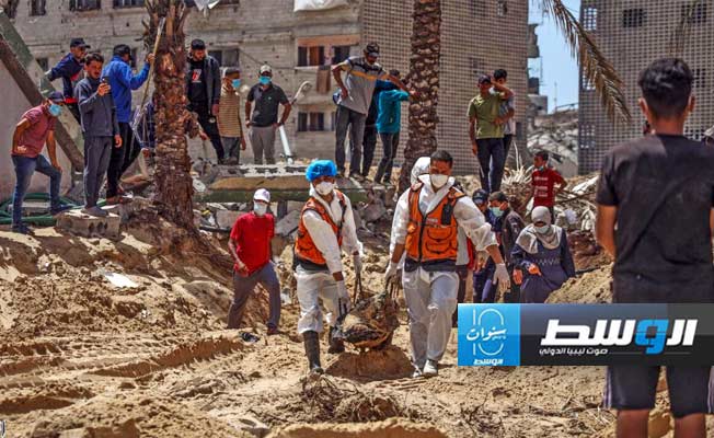 «الدفاع المدني» الفلسطيني ينتشل جثامين 13 شهيدا غرب خان يونس