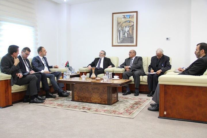 المؤسسة الوطنية للنفط تبحث زيادة نشاط الشركات الألمانية في ليبيا
