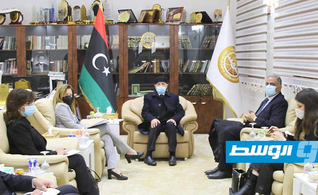 جانب من لقاء عقيلة صالح مع وليامز في مكتب الأول بالقبة، 7 مارس 2022. (صفحة الناطق باسم مجلس النواب عبدالله بليحق)