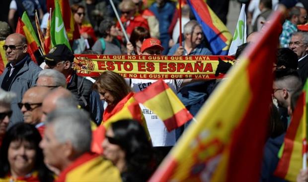 مواجهات بين انفصاليين كتالونيين ومناصرين لليمين المتطرف في برشلونة