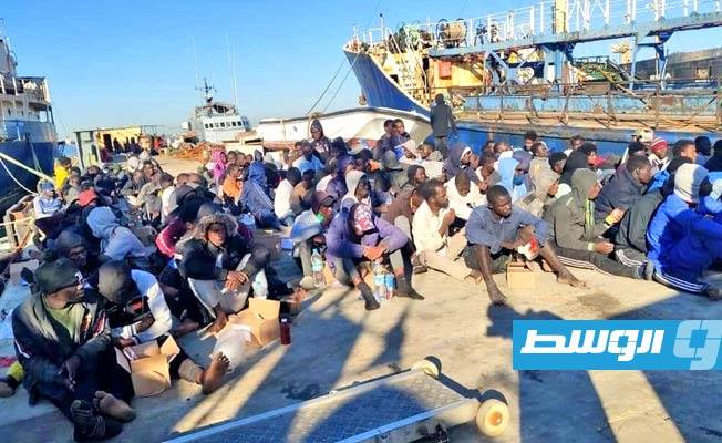 منظمة إنسانية: 42 مهاجرا في خطر قبالة ساحل زوارة