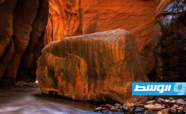 الأخدود الملون أحد عجائب الطبيعة في سيناء. (الإنترنت)