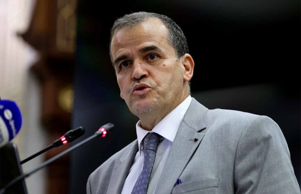 وزير التجارة الجزائري يعلن عودة حركة التصدير بريا قريبا مع ليبيا