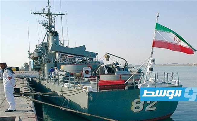 البحرية الإيرانية تعلن غرق سفينة إمداد في خليج عمان