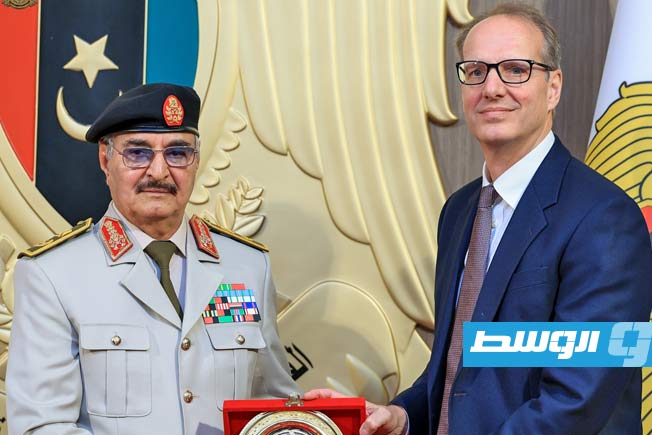 Marshal Haftar meets UK Defence Senior Advisor Edward Ahlgren in Benghazi