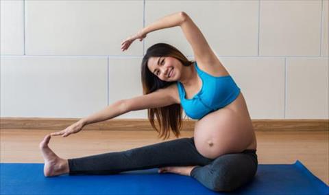 بالفيديو تمارين رياضية للعناية بالمرأة الحامل