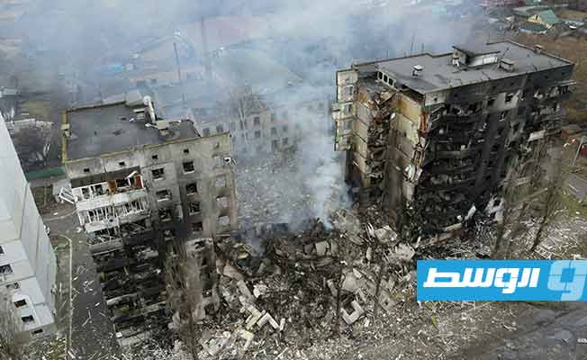 مسعفون أوكرانيون: 13 قتيلا في قصف طاول مخبزا صناعيا غرب كييف (فيديو)