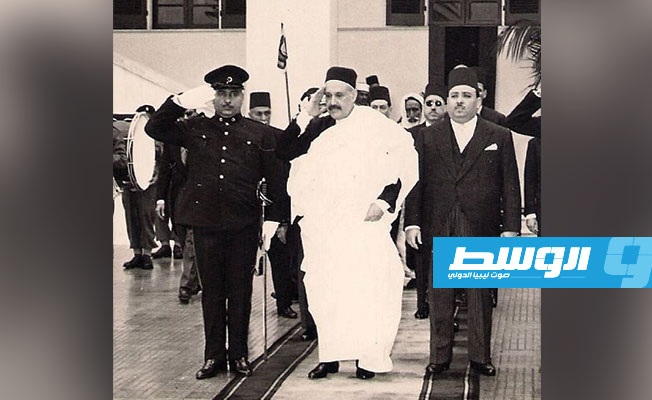 ولي العهد محمد الرضا السنوسي مع رئيس الوزراء مصطفى بن حليم