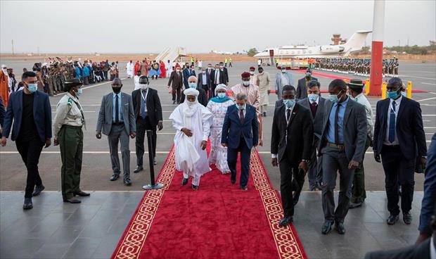 المشري يصل النيجر للمشاركة في حفل تنصيب رئيسها (صور)