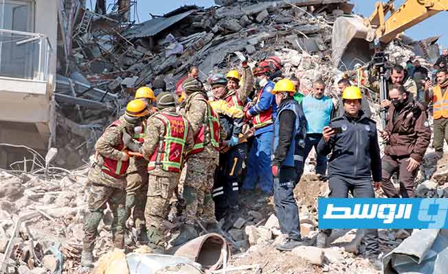 تركيا توقف جهود البحث عن ناجين من الزلزال في كل المناطق باستثناء محافظتين
