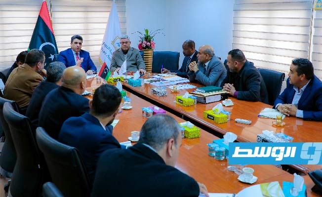 لقاء شكشك في طرابلس مع مسؤولي شركة الحديد وجهاز التصنيع العسكري، 14 فبراير 2023. (ديوان المحاسبة)