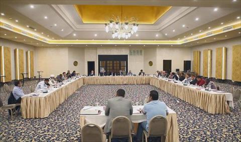 38 شخصية تناقش دور «العقد الاجتماعي» في تحقيق الاستقرار الاجتماعي والسياسي في ليبيا