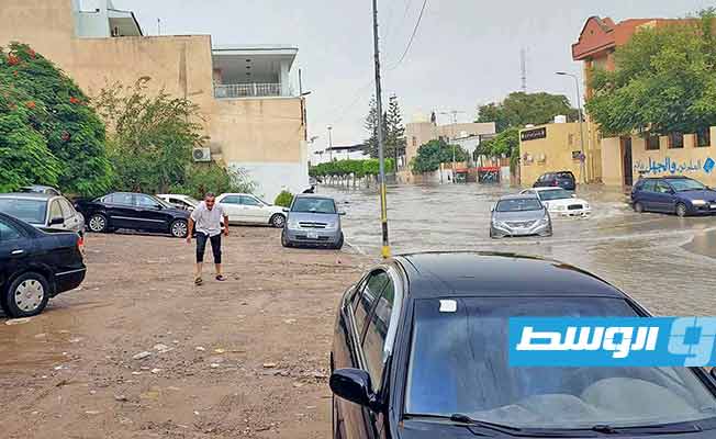 آثار الأمطار في سوق الجمعة بالعاصمة طرابلس، 9 سبتمبر 2023. (بوابة الوسط)