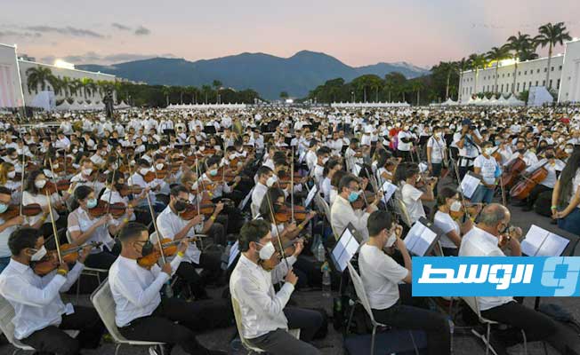 12 ألف موسيقي يعزفون لإدخال فنزويلا «غينيس»