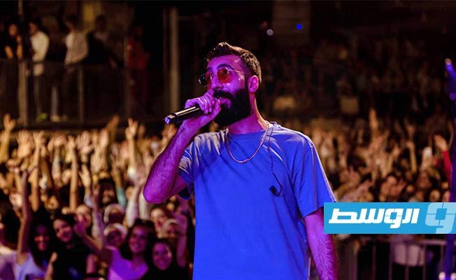 الأردني لؤي حجازين يطلق ألبومه الجديد «خلينا» (فيديو)