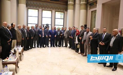 أعضاء من مجلس النواب يبحثون مع نظرائهم المصريين عددا من القضايا بين الجانبين