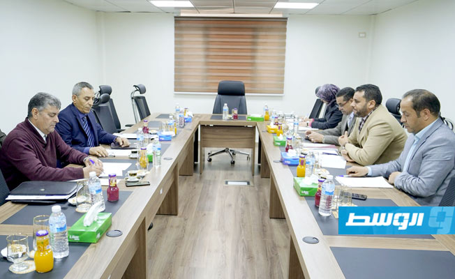 اجتماع في «عدل الوفاق» لمناقشة اتفاقية حظر تغيير البيئة لأغراض عسكرية