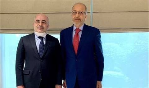 الصديق الكبير مع نظيره التركي مراد أويصال, 26 يونيو 2020. (مصرف ليبيا المركزي)