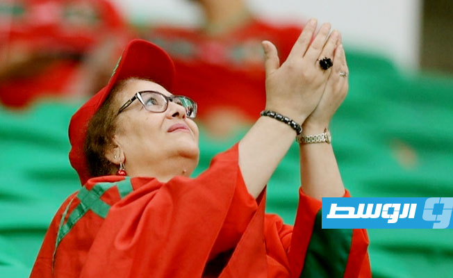 مشجعة مغربية تحتفل بهدف يوسف النصيري أمام منتخب البرتغال في كأس العالم، 10 ديسمبر 2022. (الإنترنت)
