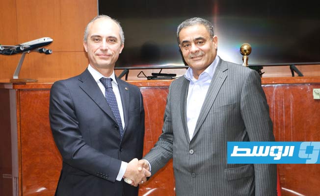 الشهوبي يبحث مع السفير الإيطالي مراحل تنفيذ مطار طرابلس