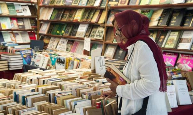 كتب مقرصنة تقلق الناشرين في المغرب وتغري القراء