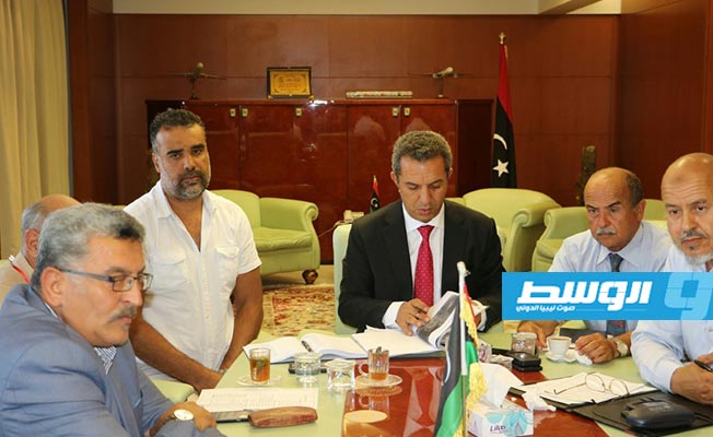 اجتماع في «مواصلات الوفاق» لتقدير تكلفة تطوير مطار زوارة