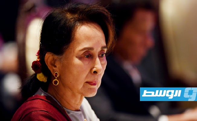 نقل زعيمة بورما السابقة من السجن إلى مبنى حكومي