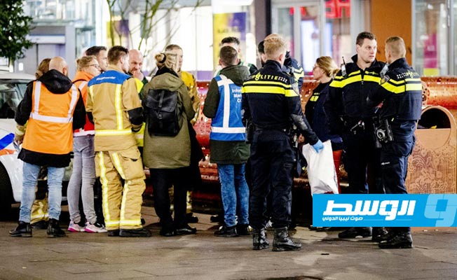 إصابة 3 قاصرين في عملية طعن بسوق تجارية في لاهاي الهولندية