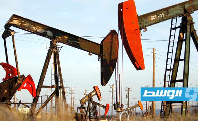 تراجع أسعار النفط بسبب القلق من تباطؤ الطلب